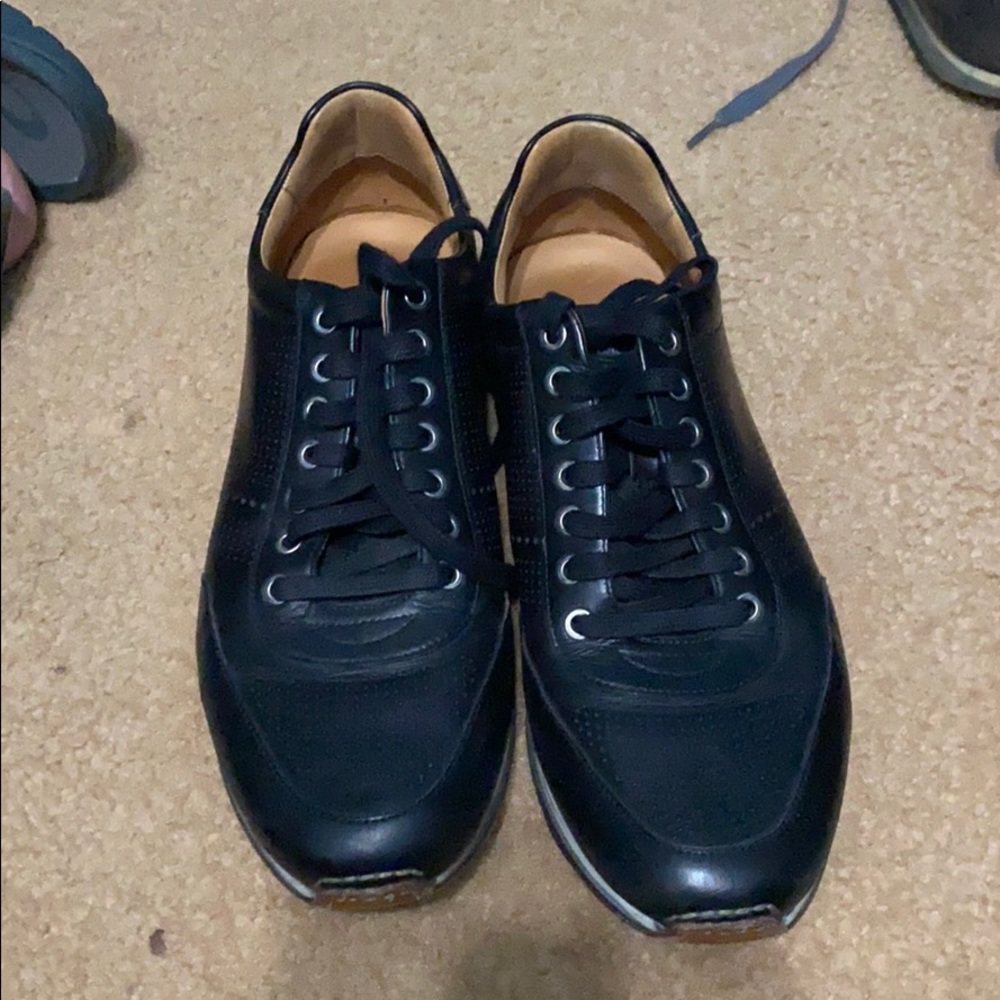 Like new Magnanni Cristian leather sneakers